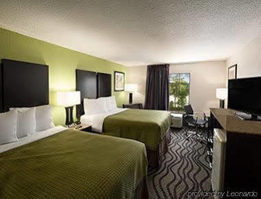Days Inn By Wyndham Rome Downtown Exterior foto